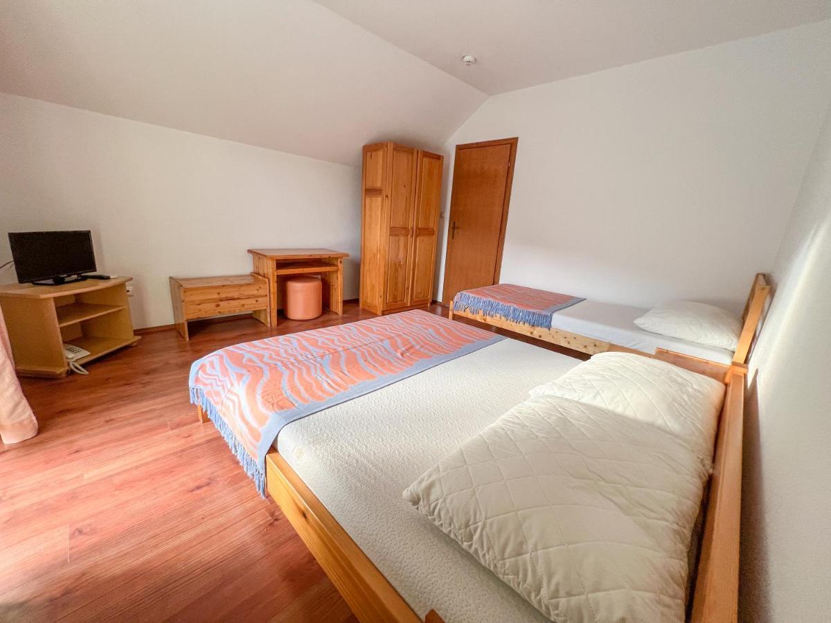 Hotel & Restaurant Babic Vranovaca Экстерьер фото