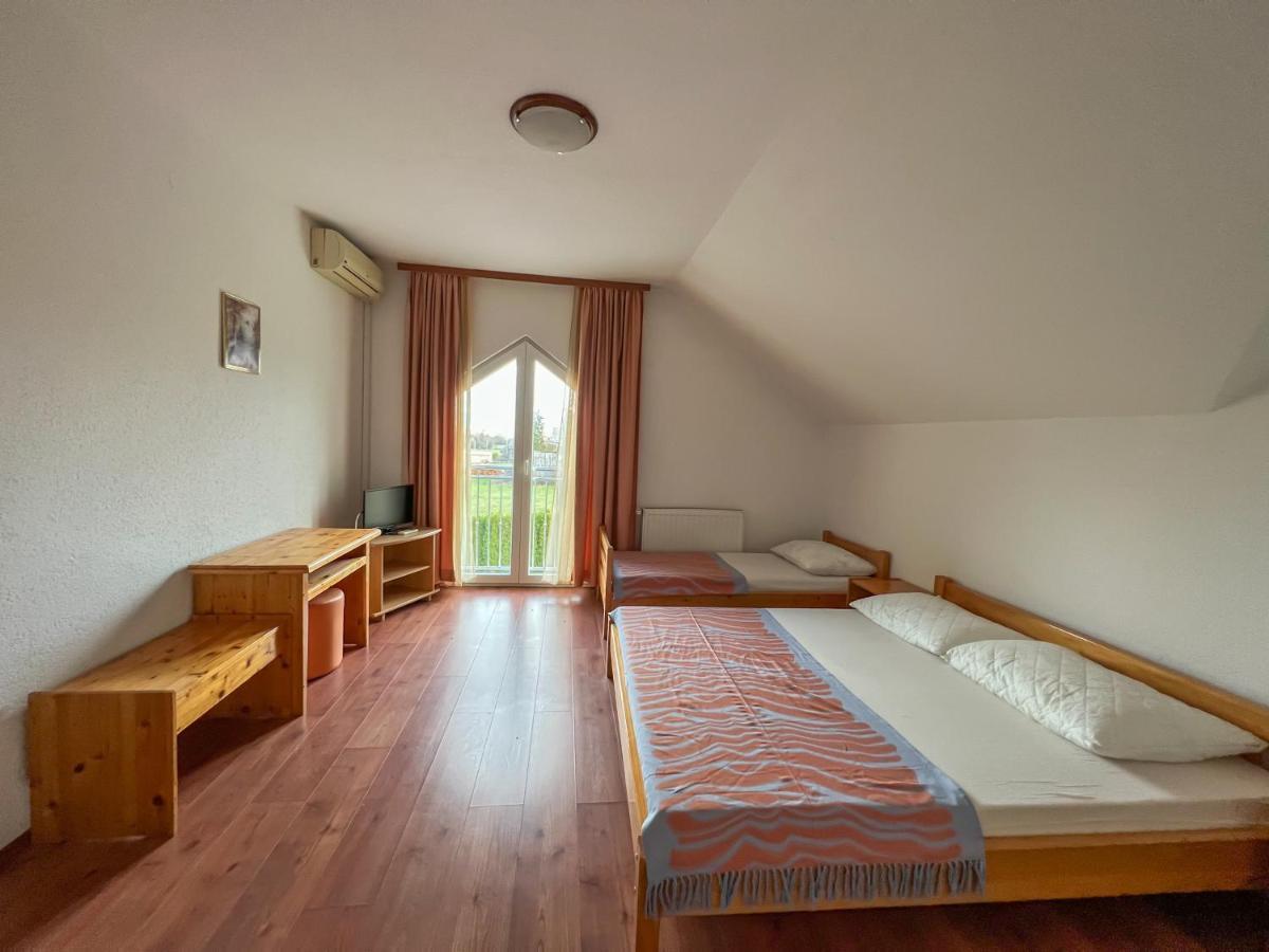 Hotel & Restaurant Babic Vranovaca Экстерьер фото